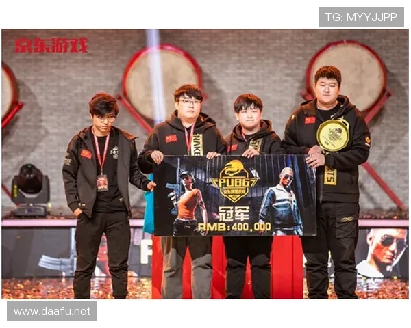 完全暴露的拼搏精神勇敢无畏在PUBG赛事中展现极限竞技魅力